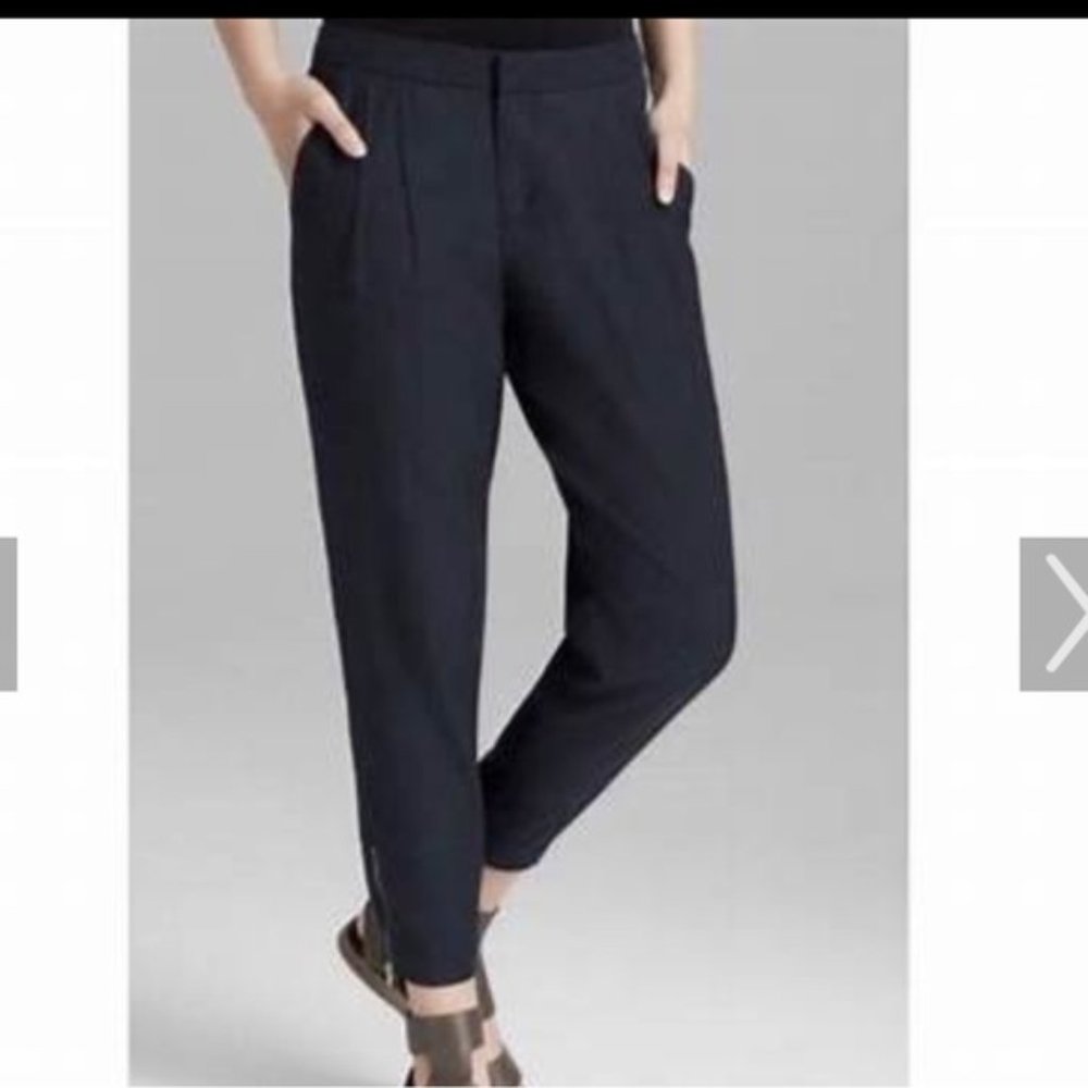 Vince pleated pants